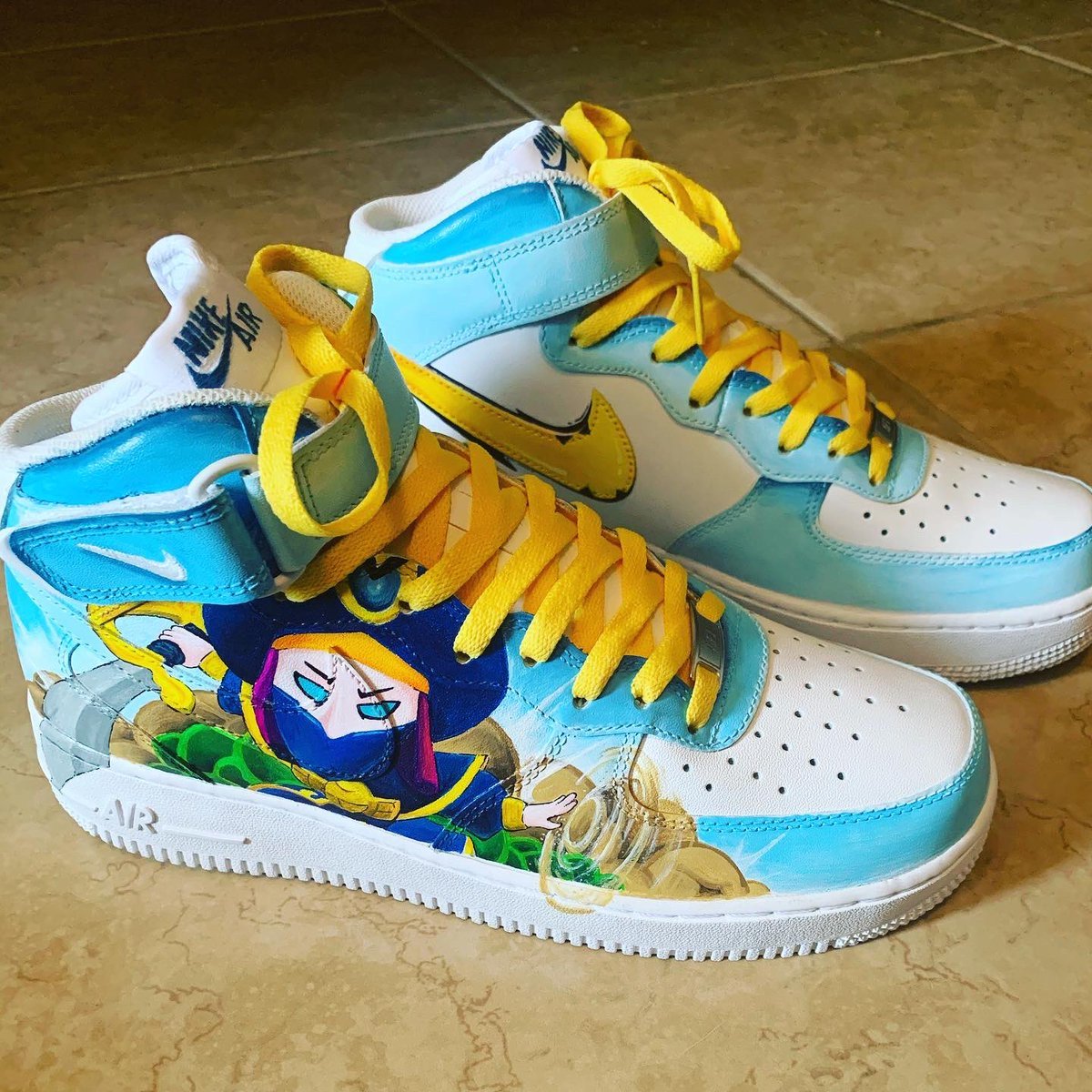 TreborOP's tweet photo. Puntúen mis nuevas zapas chavales https://t.co/iM5uketX9k