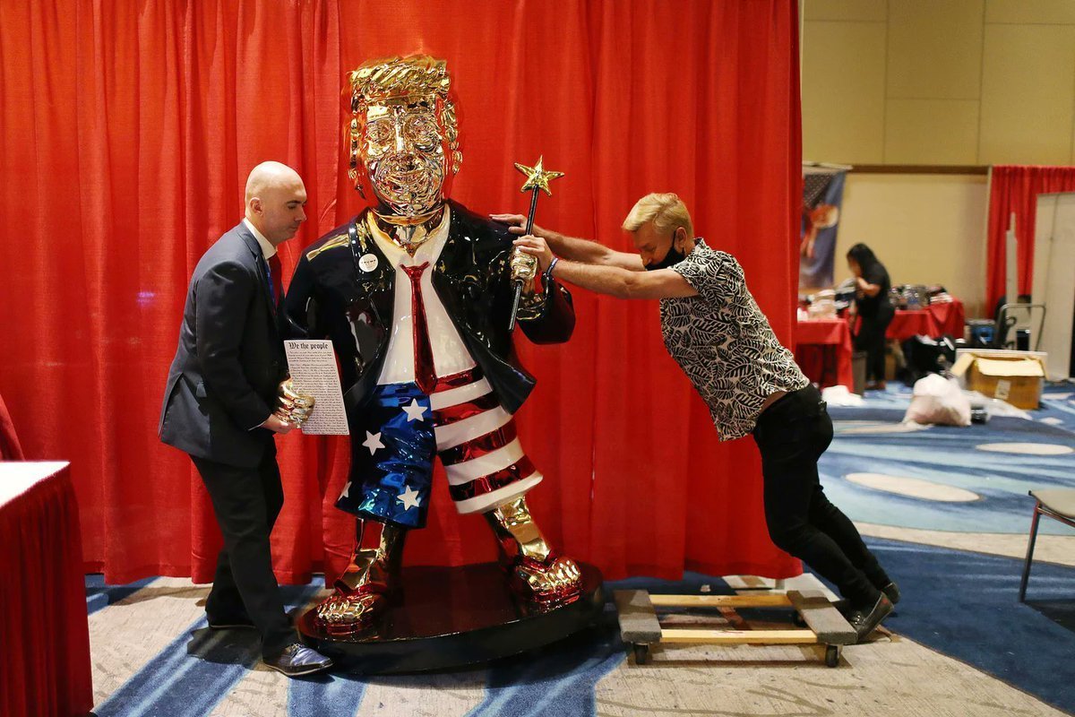 Is MAGA actually trying to make Trump a deity? 

Yes👍 or No 👎