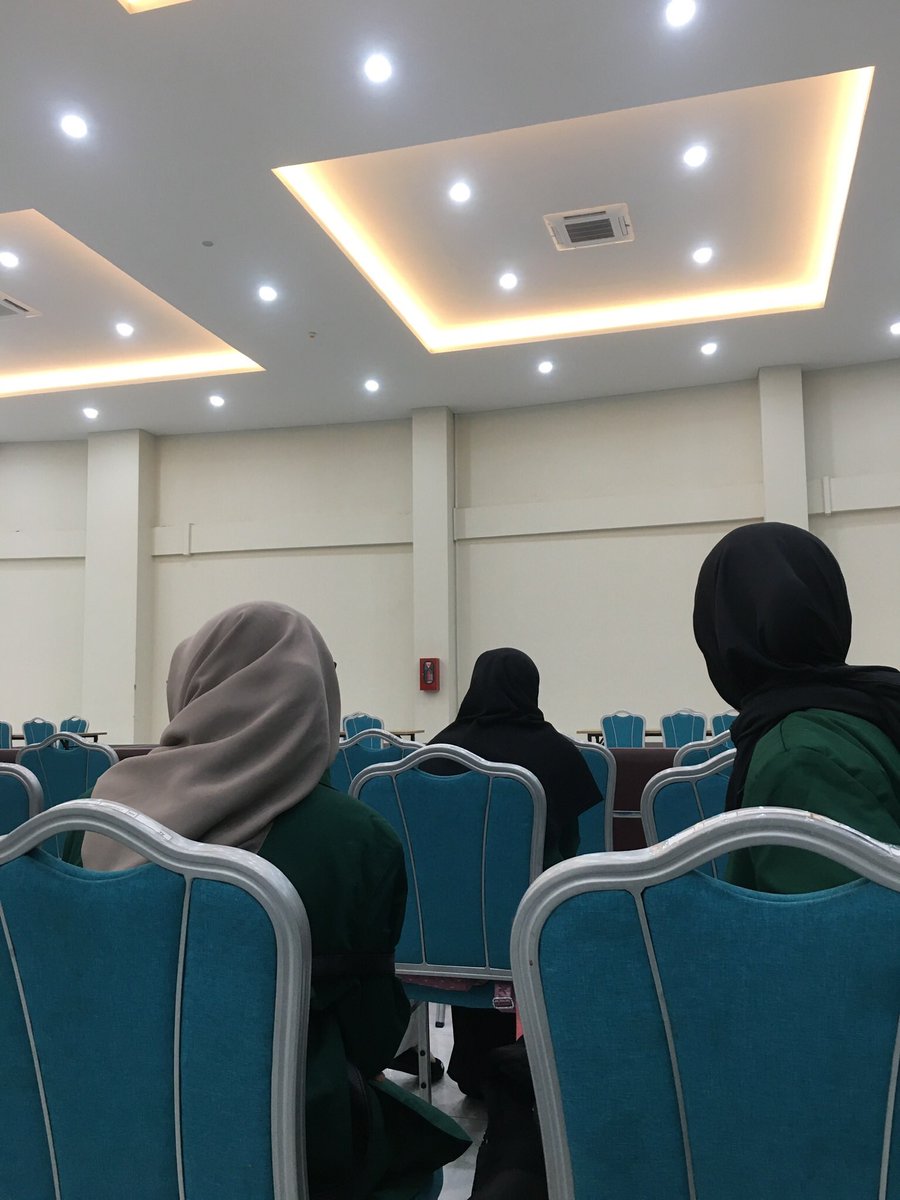 creamsupp's tweet photo. Alur hiduo ini bnr bnr gabisa ke tebak ya da ri yg masa kecil happy bgt tiba tiba harus broken home tiba tiba harus keilangan masa jaya ortu tiba tiba terjebak masalah tapi yakin bgt hidupnga berenti disini bakal ada pelangi setelah hujan bye bye uin timaaci 2,5 th nya🫶🏻 https://t.co/PHdefCP41k