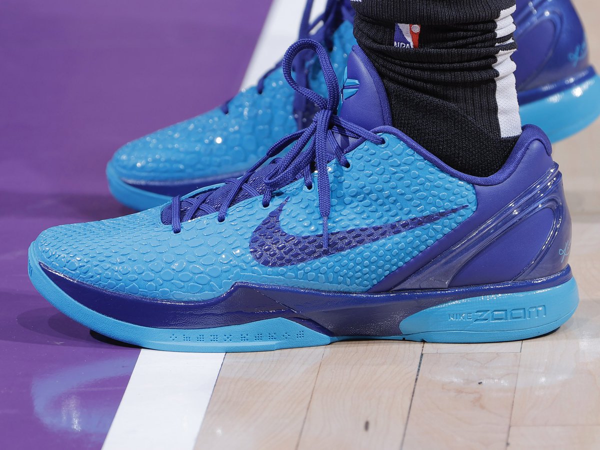 Malik Monk wearing one of his Nike Kobe 6 PEs today.