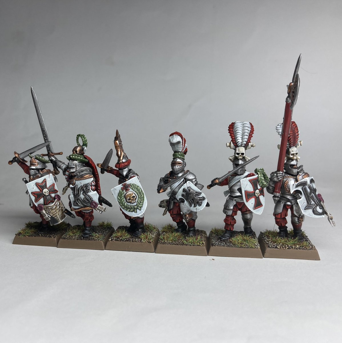 ‘Reiksguard on foot’

More empire goodness to fill your feed!

Who needs Bretonnian foot knights when you have Reiksguard Knights on foot!!!

#warhammercommunity #oldworld #warhammeroldworld #warhammerfantasy #empiregreatswords #reiksguard #paintingwarhammer #warhammerpainting