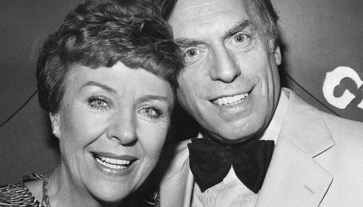 TheNoeleGordon's tweet image. Larry Grayson 31 August 1923 – 7 January 1995 #ShutThatDoor #LarryGrayson