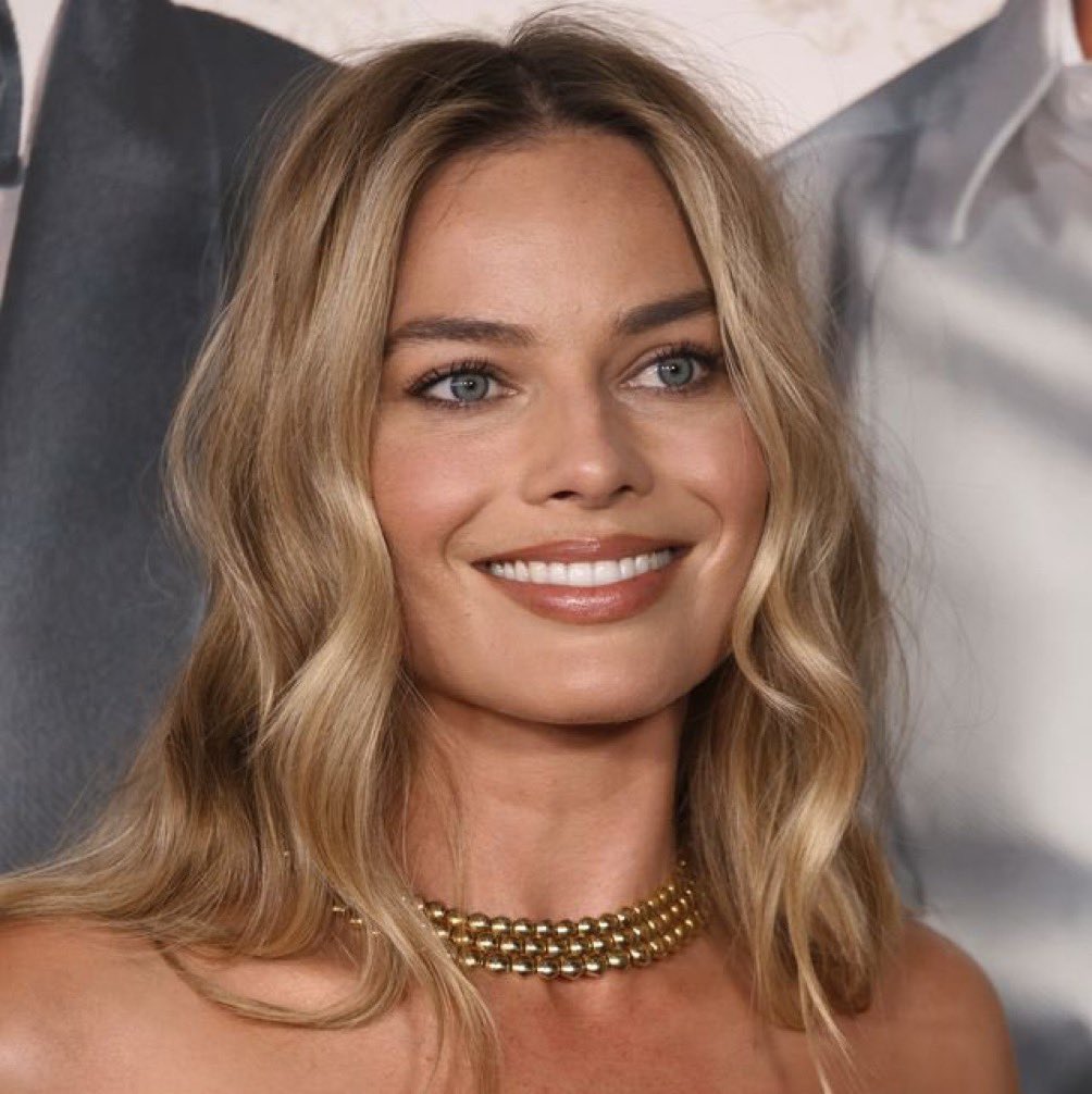 ayeejuju's tweet photo. Margot Robbie is literally perfect https://t.co/iNv5jcWyj4