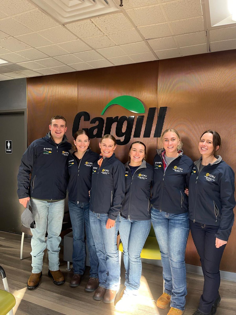 ausmeatjudging's tweet photo. A few snaps from the Australian ICMJ team’s first few days touring the industry in the US! 📸
#meatjudging #icmj #icmjustour
@Cargill https://t.co/aNMFCx1U8C