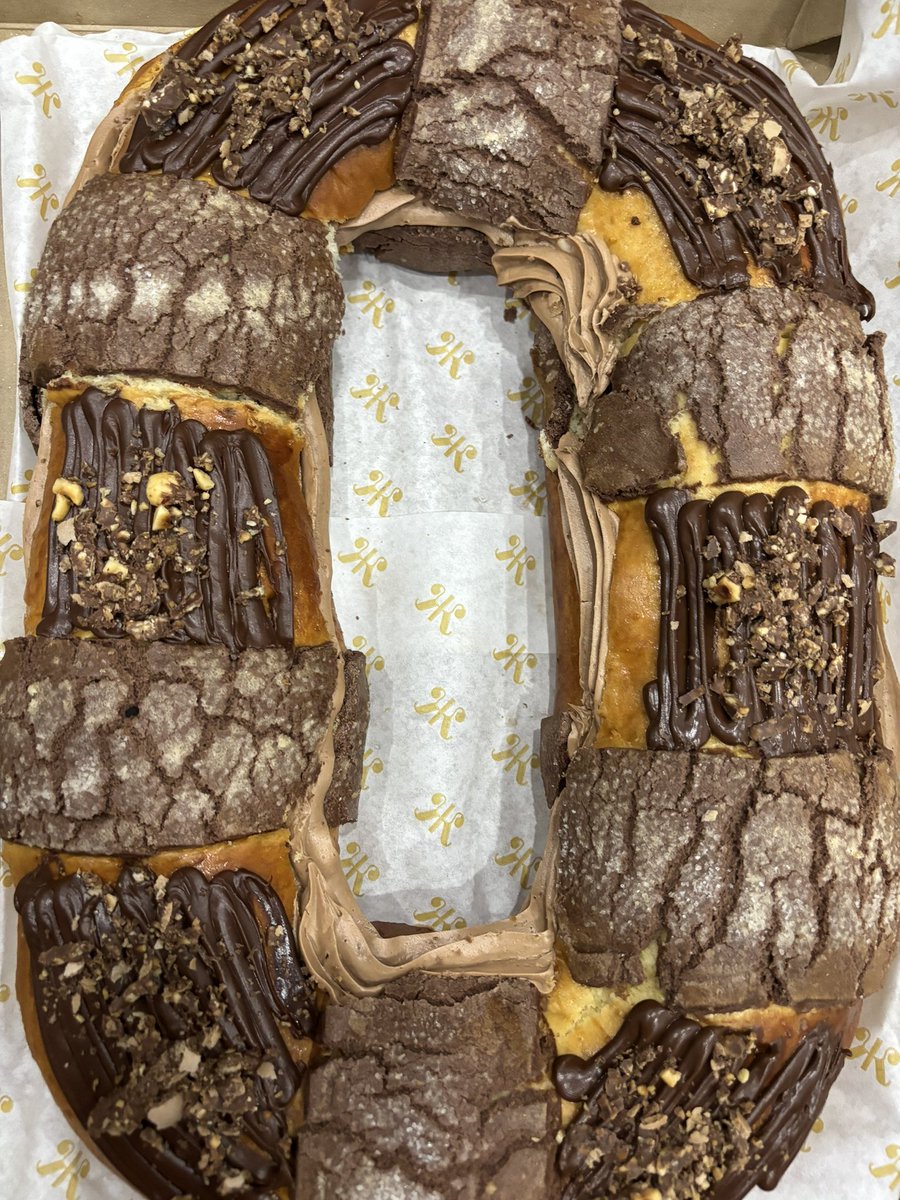 _marlenanahi's tweet photo. No hay rosca de Reyes más deli🤤 que la de Kuchen https://t.co/LA2HtsSGSr