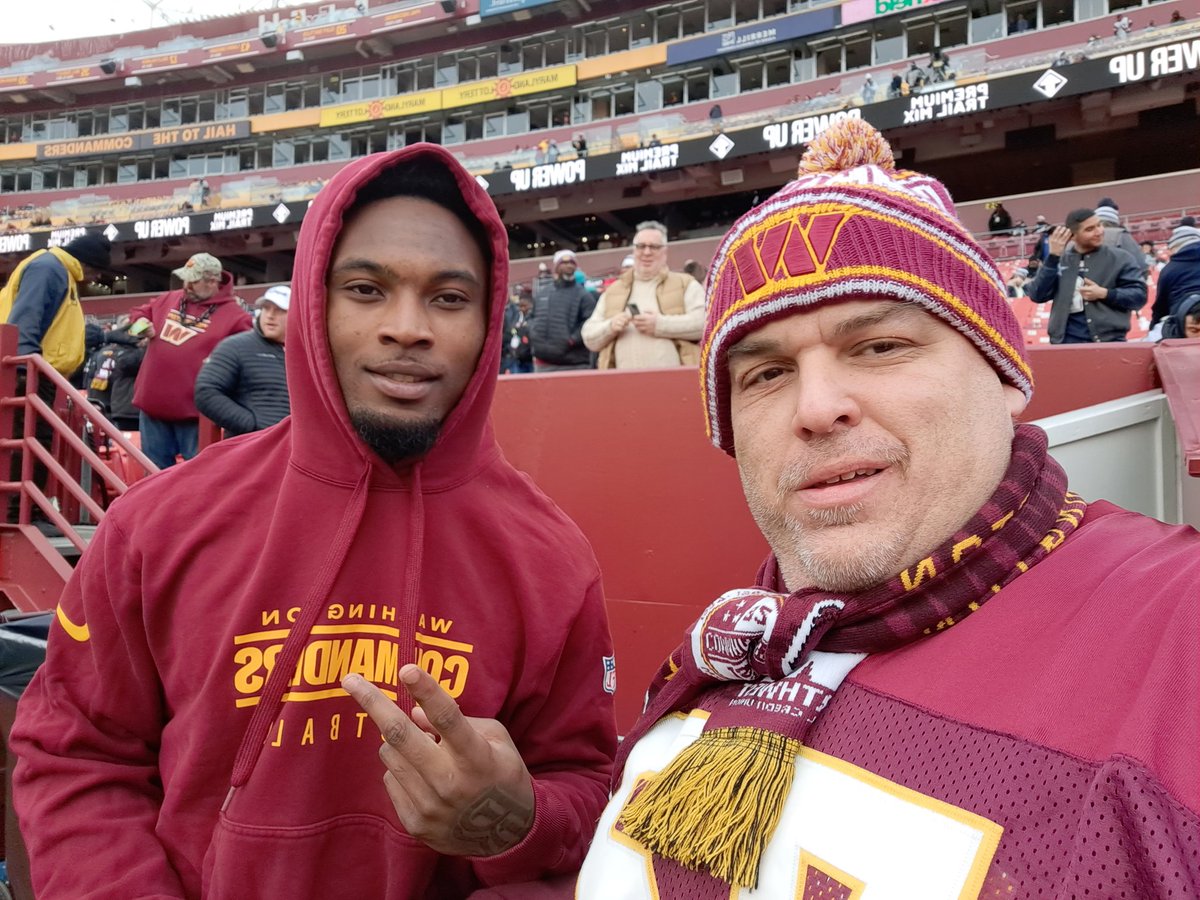 frankfromva's tweet photo. I wanted my picture with 2 people today @TheTerry_25 and @KCurl_2 and to thank both of them personally as a fan of the team I really hope we pay 31 he's more then earned it but as a fan of Cam just want what'd best for him #ThankYou31 @Commanders #Pay31 @CoachGCurl https://t.co/QjGaRcdcXJ