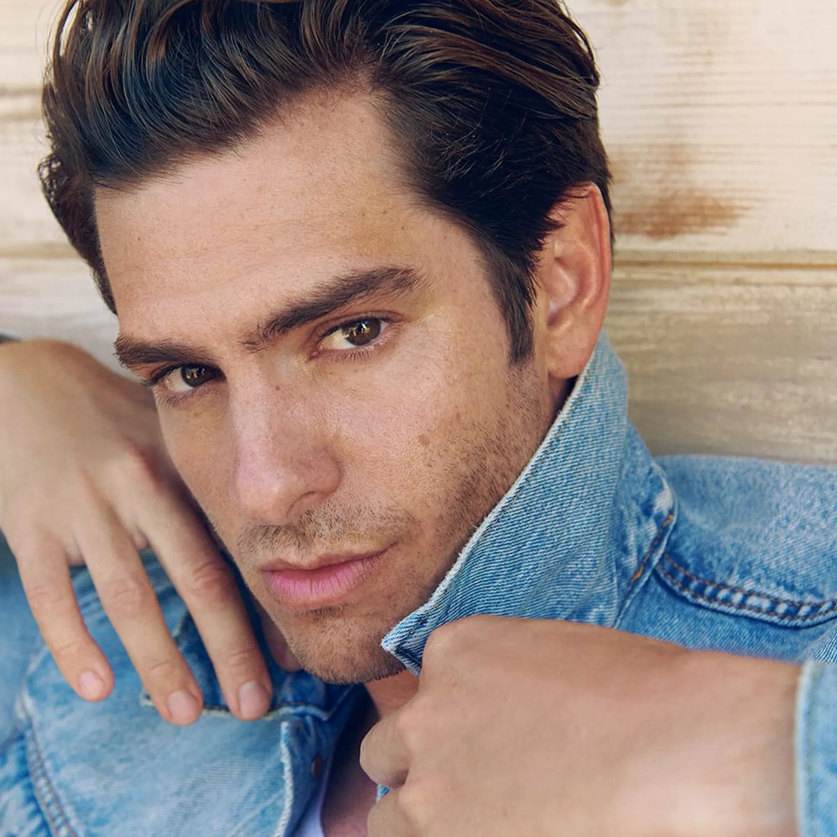 FilmUpdates's tweet image. Jacob Elordi is rumoured to be replacing Andrew Garfield in Guillermo del Toro’s ‘DR. FRANKENSTEIN’ due to scheduling issues. 

(Source: showbiz411.com/2024/01/07/mon…)