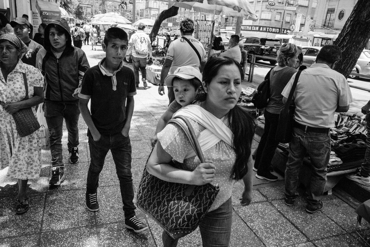 “Street Diaries” ~ Mexico City // #leica #streetphotography #CDMX #blackandwhite