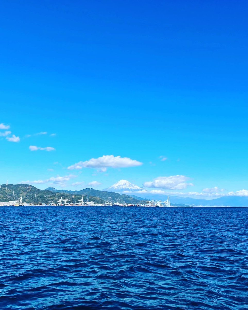 GoodgoOrg's tweet photo. 静岡GoodGo28ft
1月5日
#GoodGo 
#静岡　
＃駿河湾　
＃グッドゴー　
＃カマス　
#釣果　
＃海　
#굿고  
#wonmo https://t.co/m4YuN2EVgf