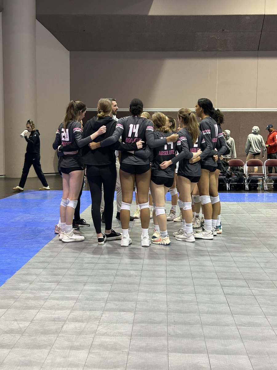 Final Club Volleyball SZN! Absolute 18-Black 🖤🩷🖤🩷🏐🏐  #alanavillela2024