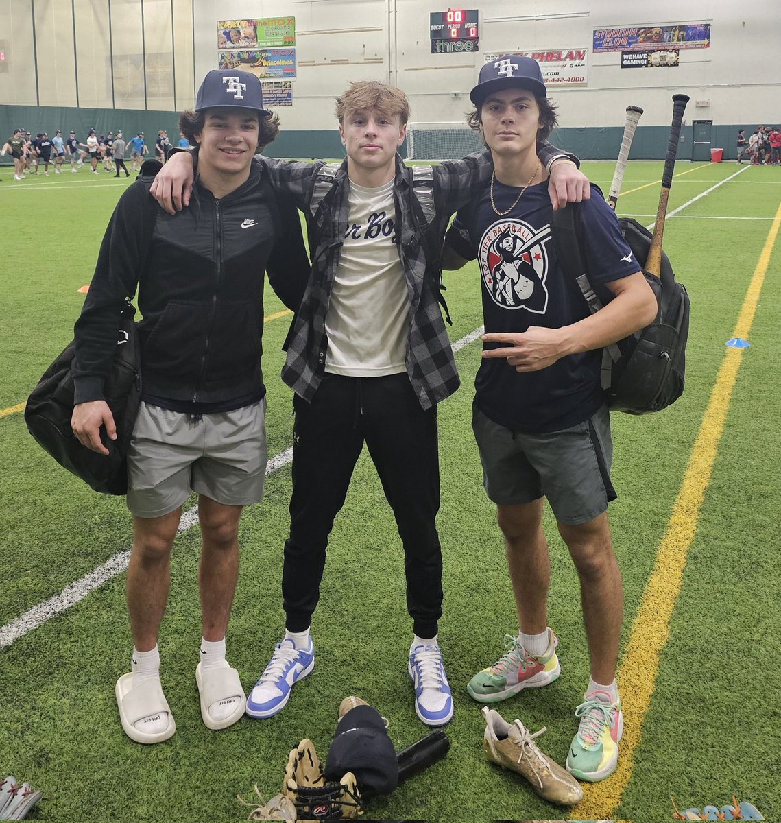 LoganWroughton's tweet photo. Infield Giants!! 3 of the best around no doubt!! Iron sharpens Iron https://t.co/5zHyJOmZ5T