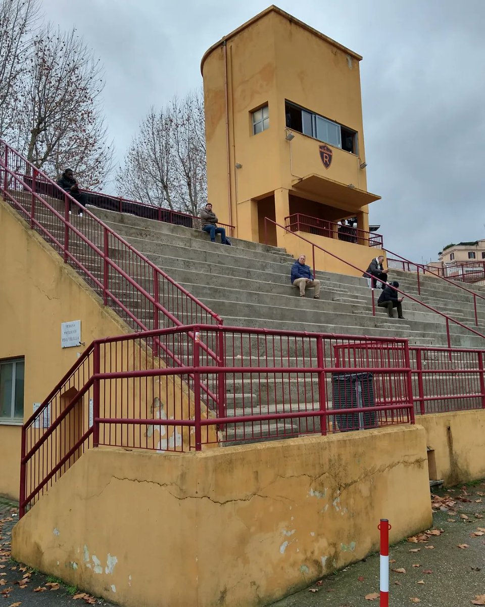 MentalitaMagaz1's tweet photo. Romulea - Valmontone
07.01.2024
#romulea #valmontone #calcio #roma #rome #football #footballtravels #soccer #groundhopping #groundspotting #stadium #stadion #tribuna #amateurfootball #dilettanti #totti https://t.co/xKOMiXhU5w