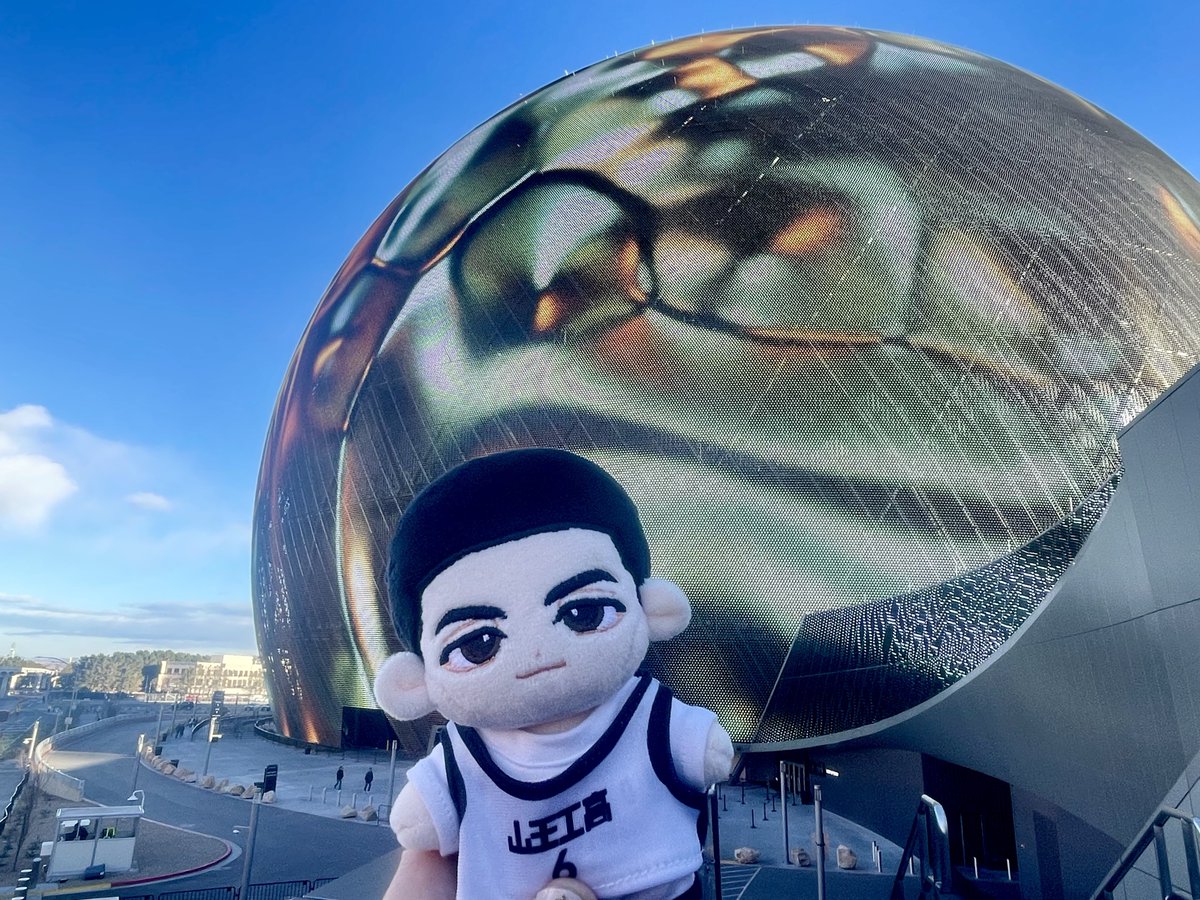 umairukawa's tweet photo. 최동오 in Las Vegas🇺🇸
데이터이심 불량으로(ㅋㅋㅋㅠㅠ) 천천히 이어집니다… https://t.co/0PWNF3uGFB