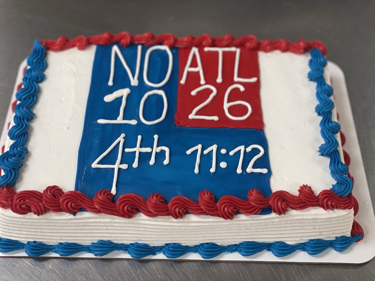 BreauxMart's tweet photo. We’d like to apologize to the Atlanta Falcons for tweeting this cake continuously and also for all the future postings because we ain’t ever stopping being salty toward that trash ass team 

#StaySalty #WhoDat #DirtyTurds https://t.co/NgcsMU8TyP