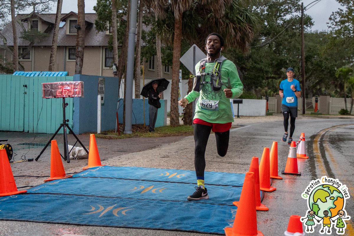 BlackAndSuper's tweet photo. I made a commitment to myself that i would compete in a 5k EVERY SINGLE SATURDAY for a YEAR.
Hereโs just the beginning and i already came in second place, my highest finish ever! Race 1/52!!! ๐ฅ๐๐๐พ๐จ#OperationChangingLives #OperationChangingLives5K https://t.co/Pj0AVbNwYX