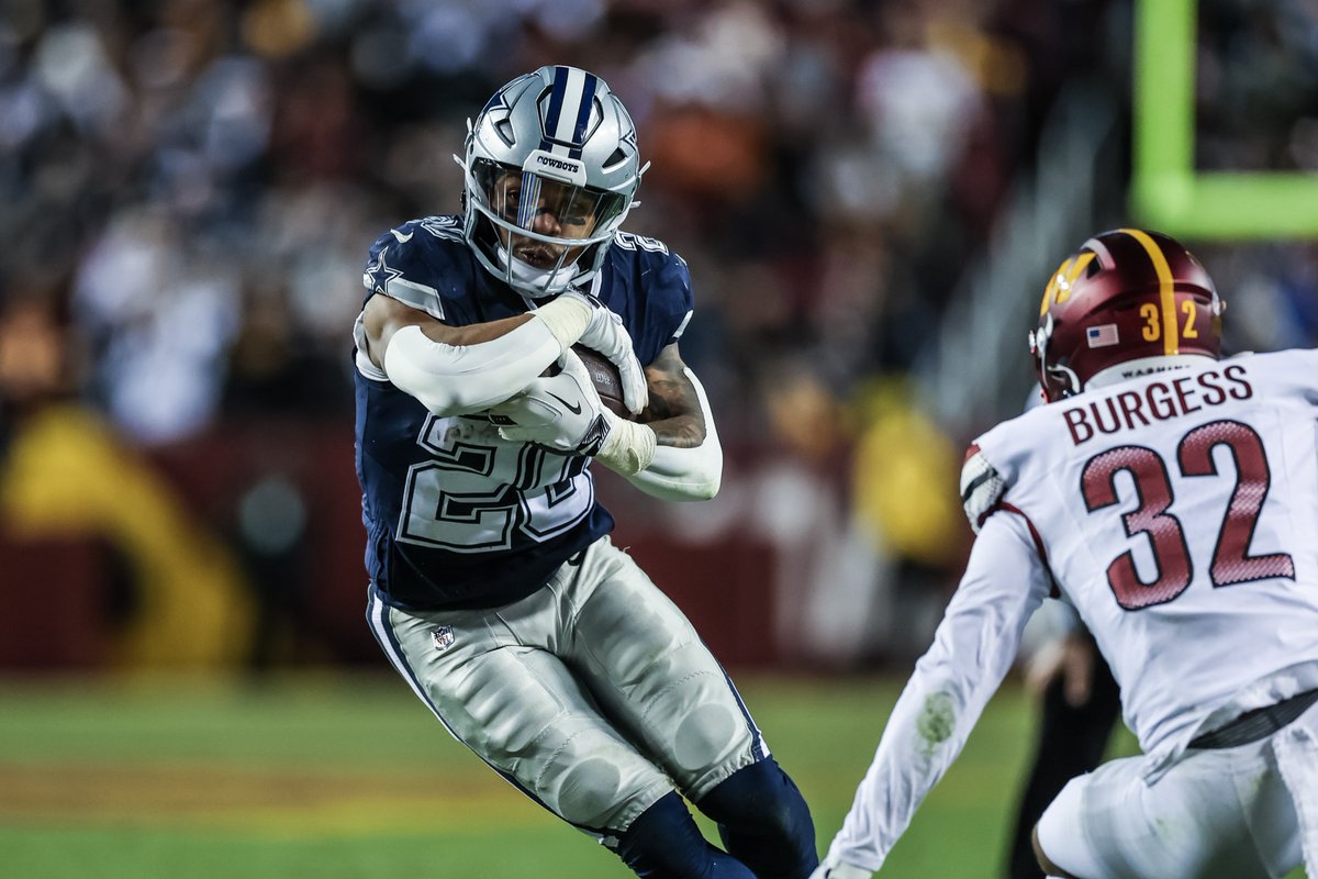 dallascowboys's tweet photo. 1️⃣,0️⃣0️⃣0️⃣ https://t.co/i6TSZlHprb