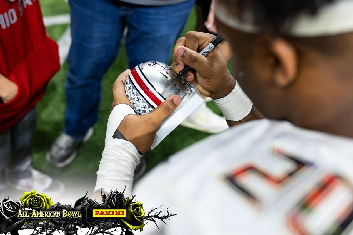 AABonNBC's tweet image. Week to Remember 

#AABCO2ON4TION 👑🌹🏈

#AllAmericanBowl 🇺🇸