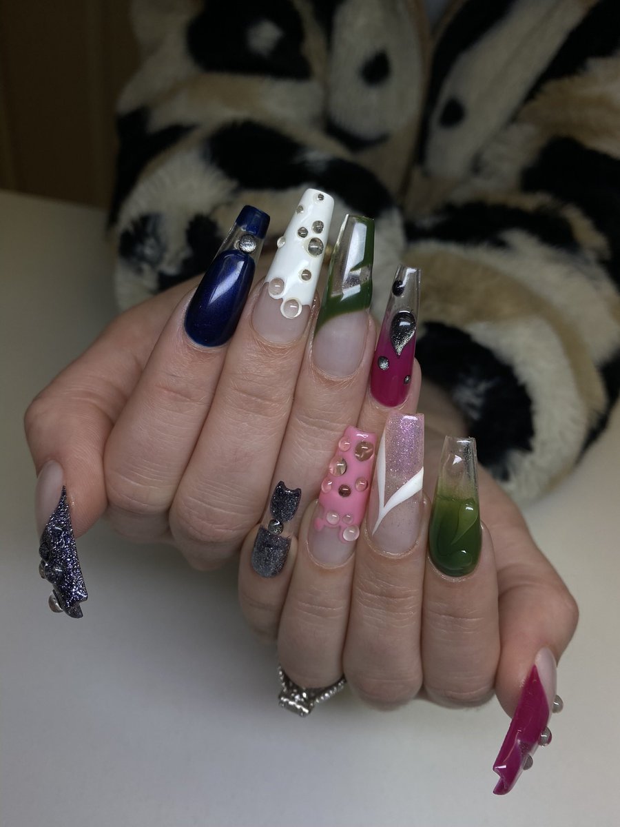 I love doing nails 🥰 follow me on IG &amp; TikTok