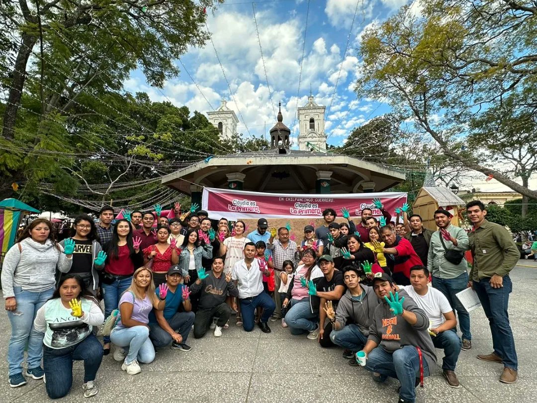 AntonioApontete's tweet photo. #ManosQueTransforman 🫶🏾
En Chilpancingo y en todo México la Dra. @Claudiashein es #LaPrimera ✨ https://t.co/y9TV6XFgCn