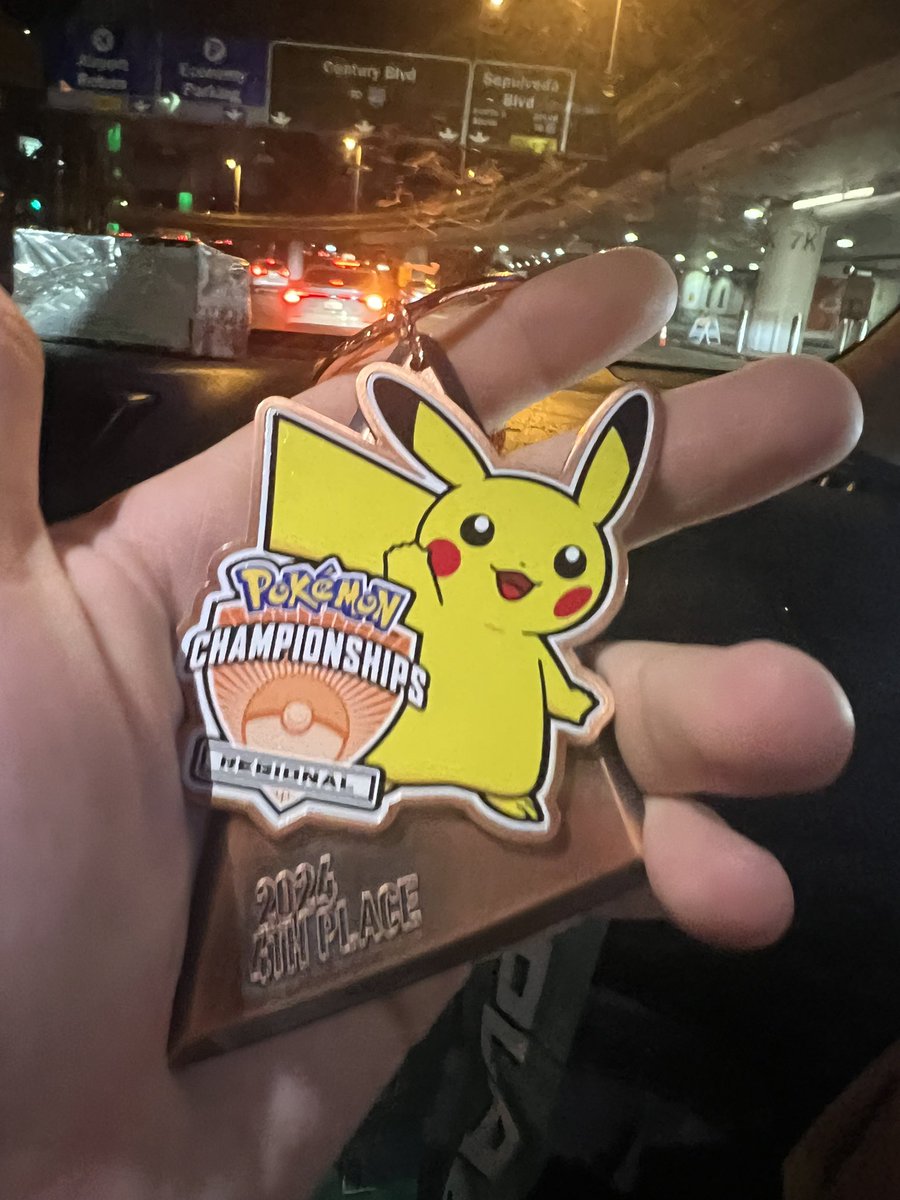 Boy I’m tired, but Portland was such a fun event. Getting to spend time with both old and new friends made the event. I got very lucky in some matches but overall I feel like my play is getting sharper. Huge congrats to @AbhinavDutt9 and I always love seeing <a href="/CalebPeng/">Caleb Peng</a> do so well