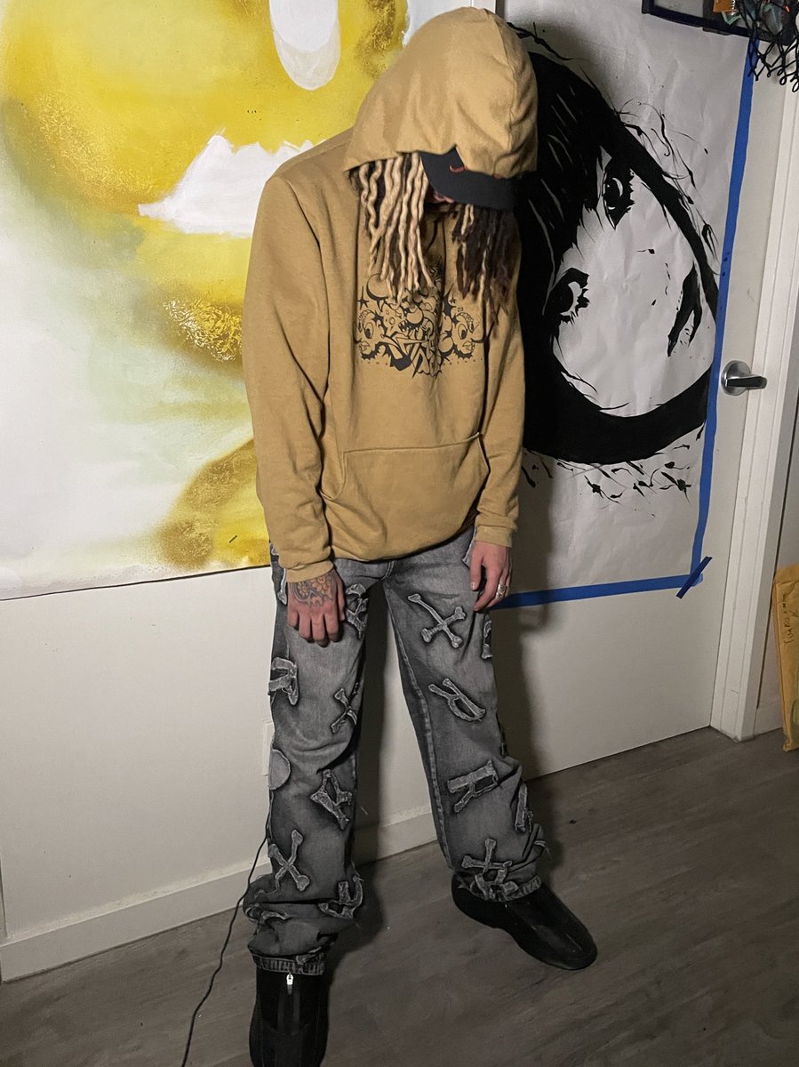 nofucksmario's tweet photo. take em boys to school https://t.co/Kr9KbOiy8v