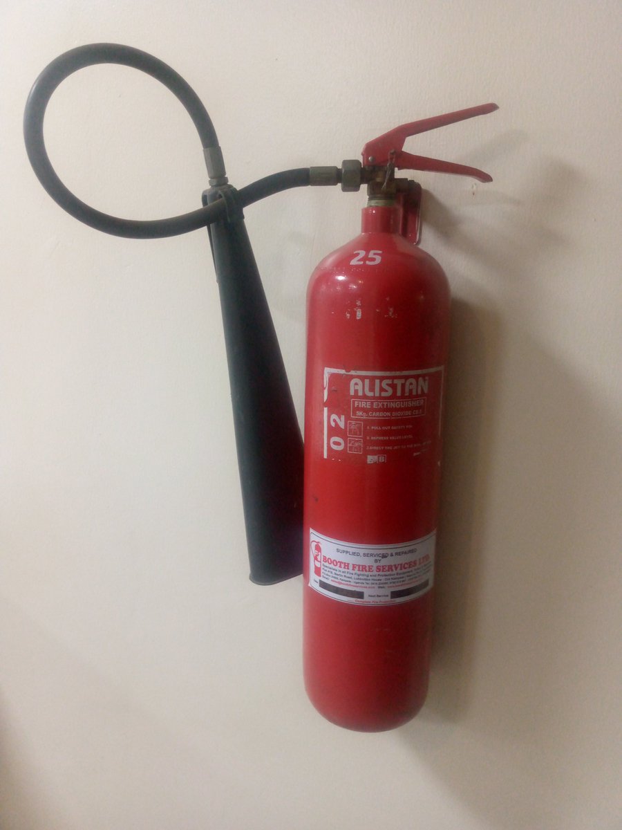 Fire 🧯need regular service.
Check ✅ the dates and condition of that🧯.
#MFrankEng #SafetyFirst