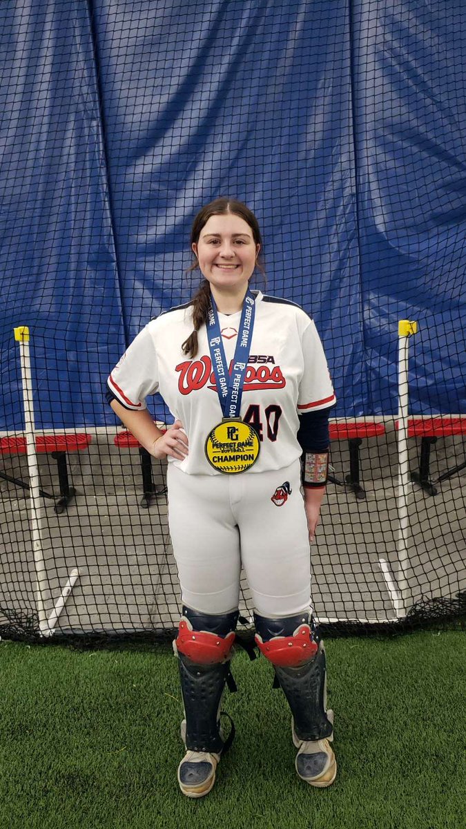 daci_walls's tweet photo. My TBSA Wahoos went 4-0-1 this weekend in Burlington, IA and are the PG Midwest Meltdown Champions! I batted .455 for the weekend and I hit a two run bomb! #7 of the fall/winter season! @TbsaWahoos07 @TopPreps @PG_Softball @SteveLeverton2 https://t.co/OVyAHnbU1P