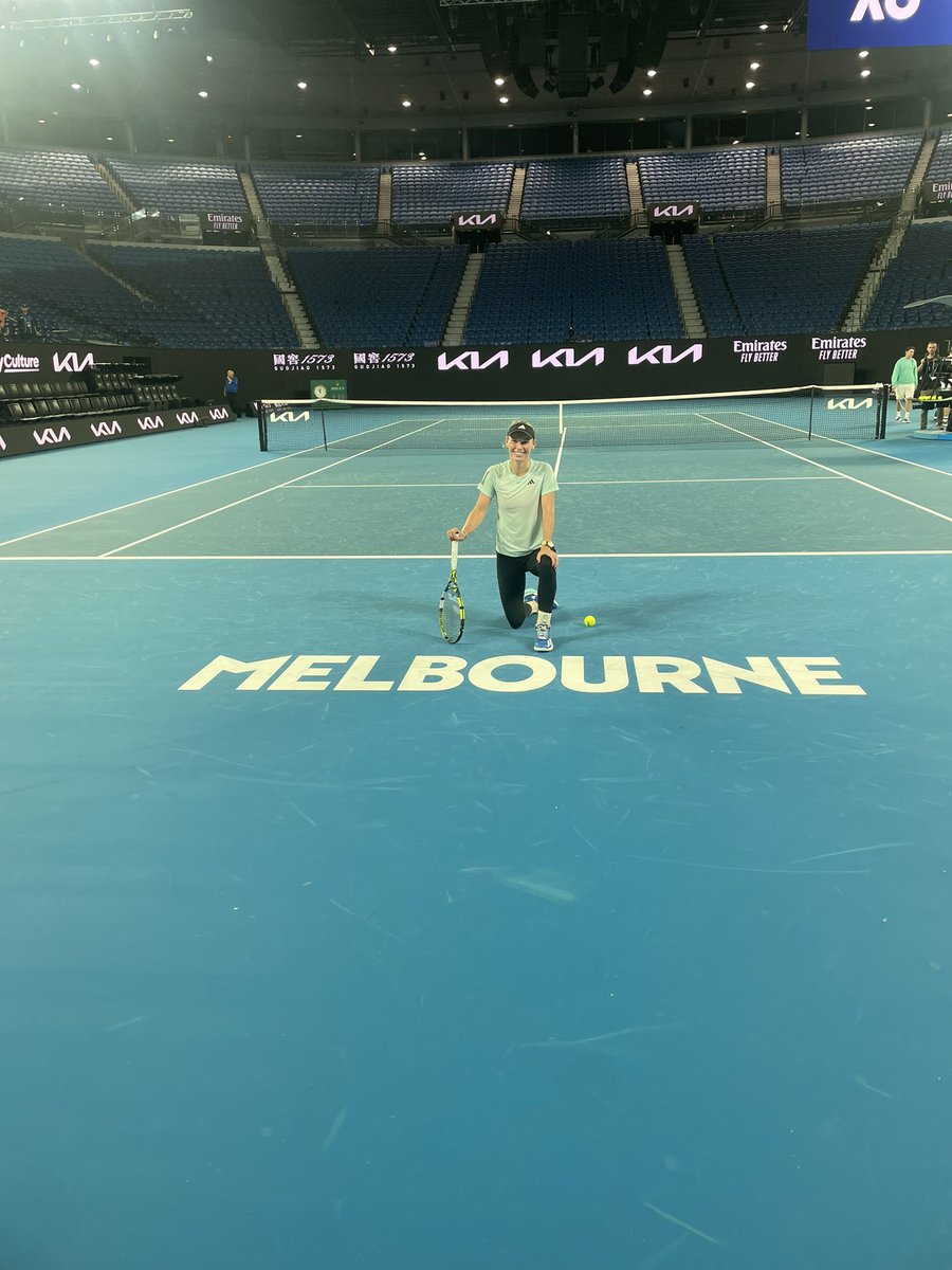 Great to back on RLA after a few years away! This court will always be very special to me! @AustralianOpen 💪🏻