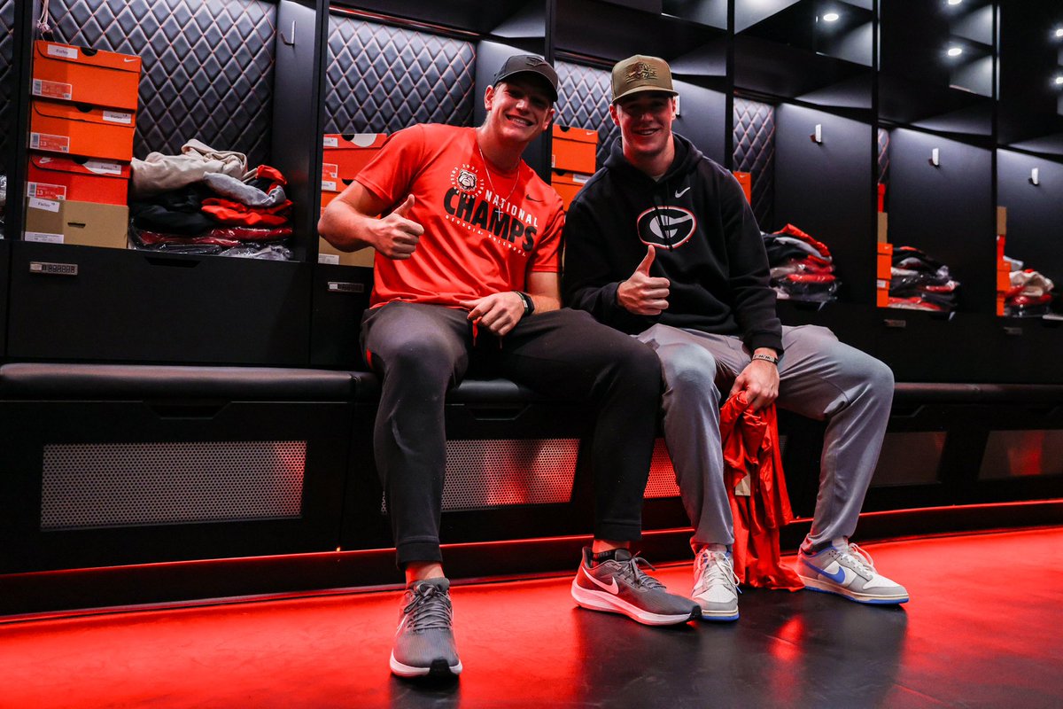 Made some updates to the Dawg house🏠

#GoDawgs