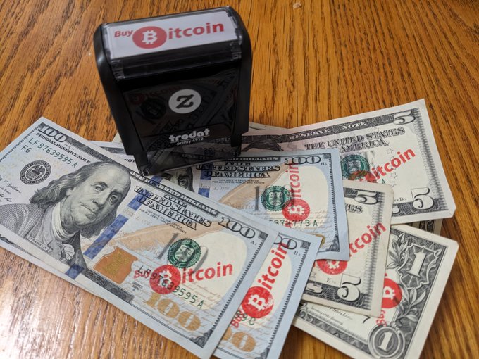 AnonBitcoin's tweet photo. #Bitcoin future money.

https://t.co/45j3CZOul3

#buybitcoin #bitcoinStamp https://t.co/1EfMNTim2E
