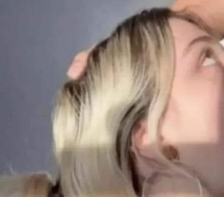 ela: cadê meu café da manhã?

eu dando leitinho matinal: