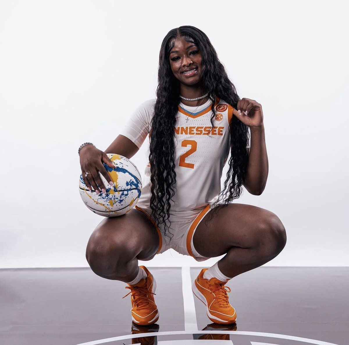 Rickea Jackson’s last three games:

21 PTS | 7 RBS | 1 AST vs Liberty
24 PTS | 19 RBS | 1 AST vs Auburn
27 PTS | 7 RBS | 3 AST vs Kentucky 

Jackson is averaging (24.0) points, (11.0) rebounds, and (1.7) assists in her last three games! 🫡

<a href="/LadyVol_Hoops/">Lady Vols Basketball</a> | <a href="/iamthathooper/">RJ👑</a> |