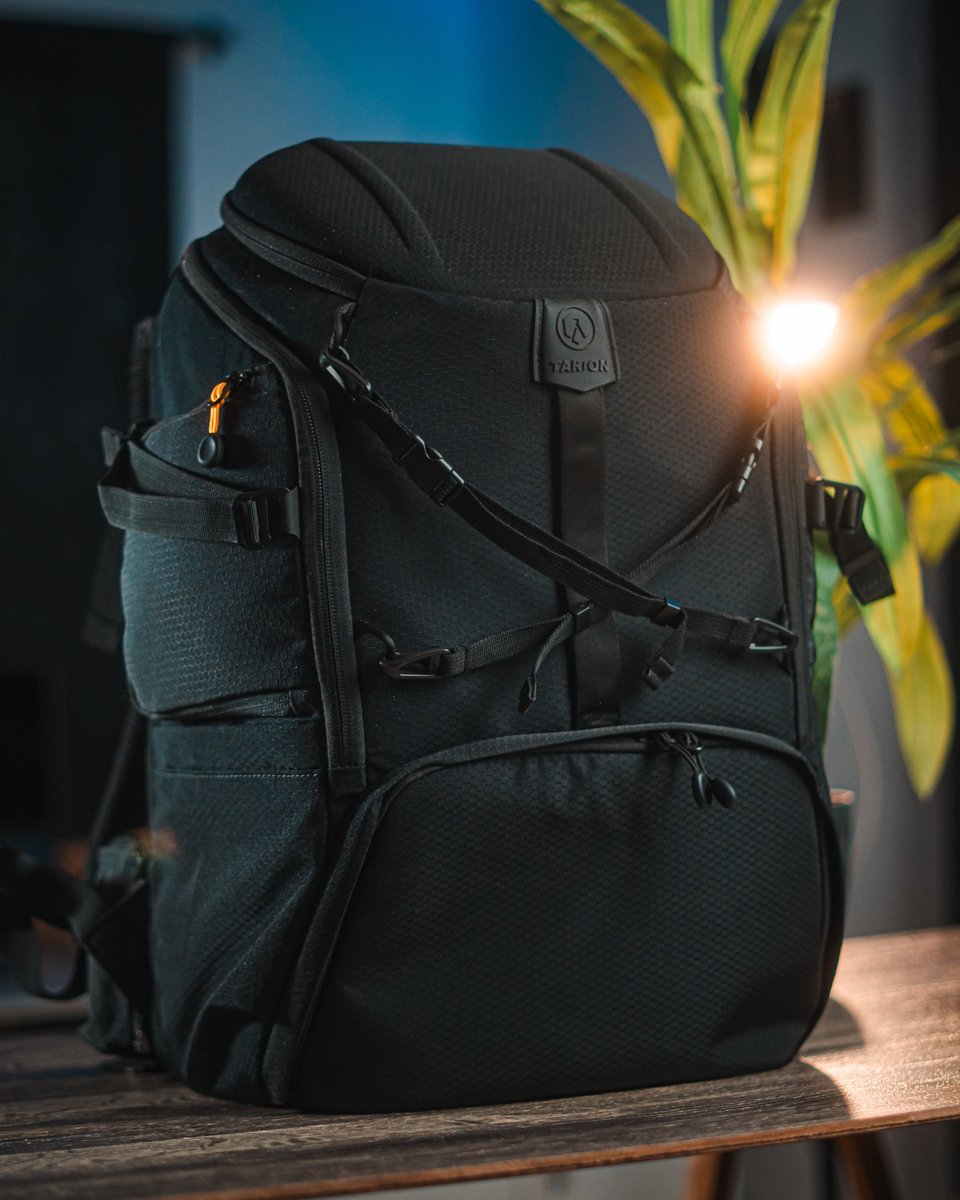Ismacko_design's tweet photo. Estoy muy feliz de mi nueva mochila filmmaker de @TarionEU
Tener una mochila tan resistente como esta es muy importante ya que me permite llevar mis equipos a cada producción de manera segura
#ismacko #tarion #backpackfilmmaker #filmmaker #tarionbackpack #mochilafilmmaker https://t.co/ihA1OMFata