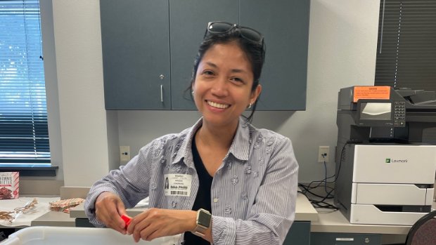 Team Elliott loves our volunteers! They are truly committed to ensuring our teachers and students have what they need to have engaging learning experiences! THANK YOU for consistently supporting our team! #elliottachievers #fisdelevates