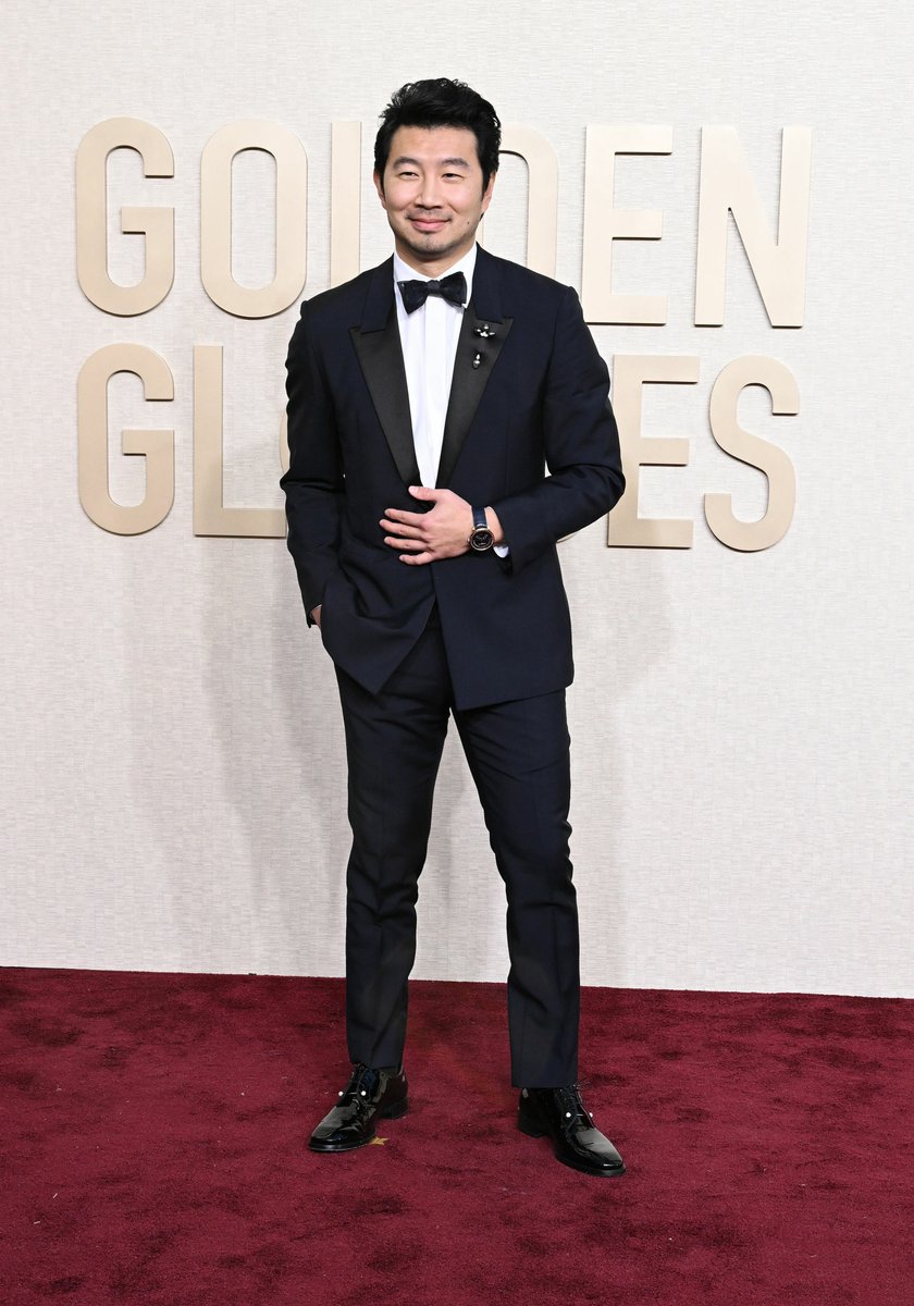 SimuLiuArchives's tweet photo. A thread of Simu at the 81st Annual #GoldenGlobes2024 . x https://t.co/tQRpELgqHY