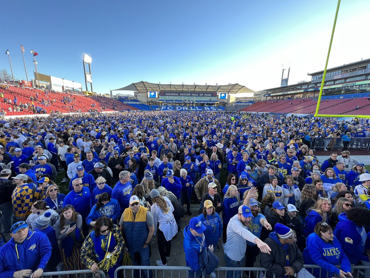 Instead of where’s Waldo where’s <a href="/WesGenant/">Wesley Genant</a>   I found him.