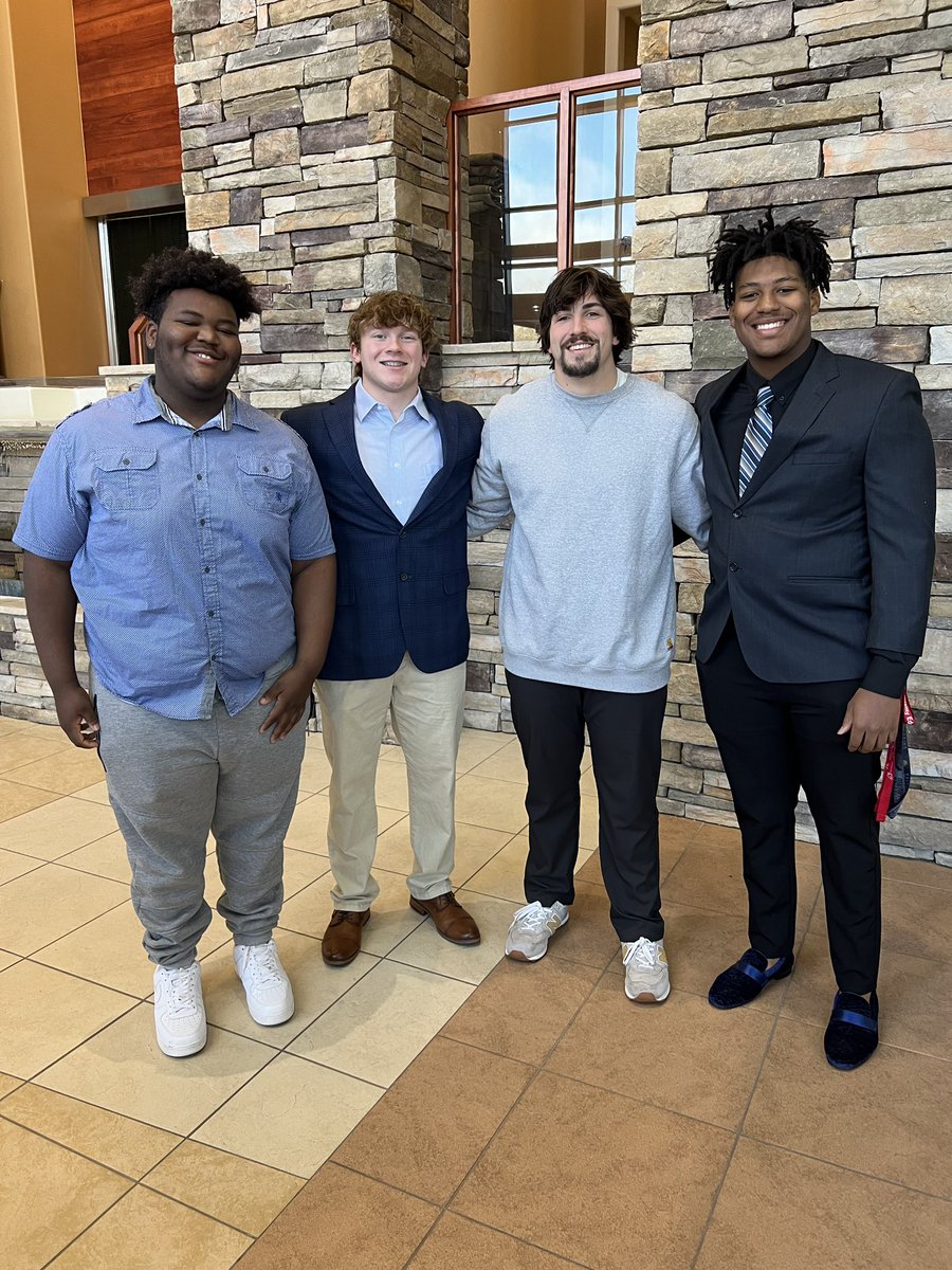 Cade McGuire tweet media