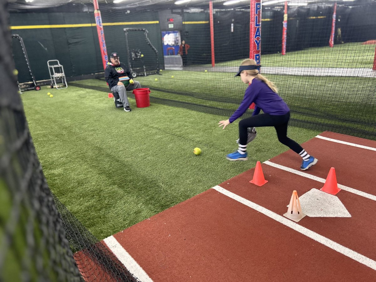 Play Ball Baseball Softball Academy tweet media