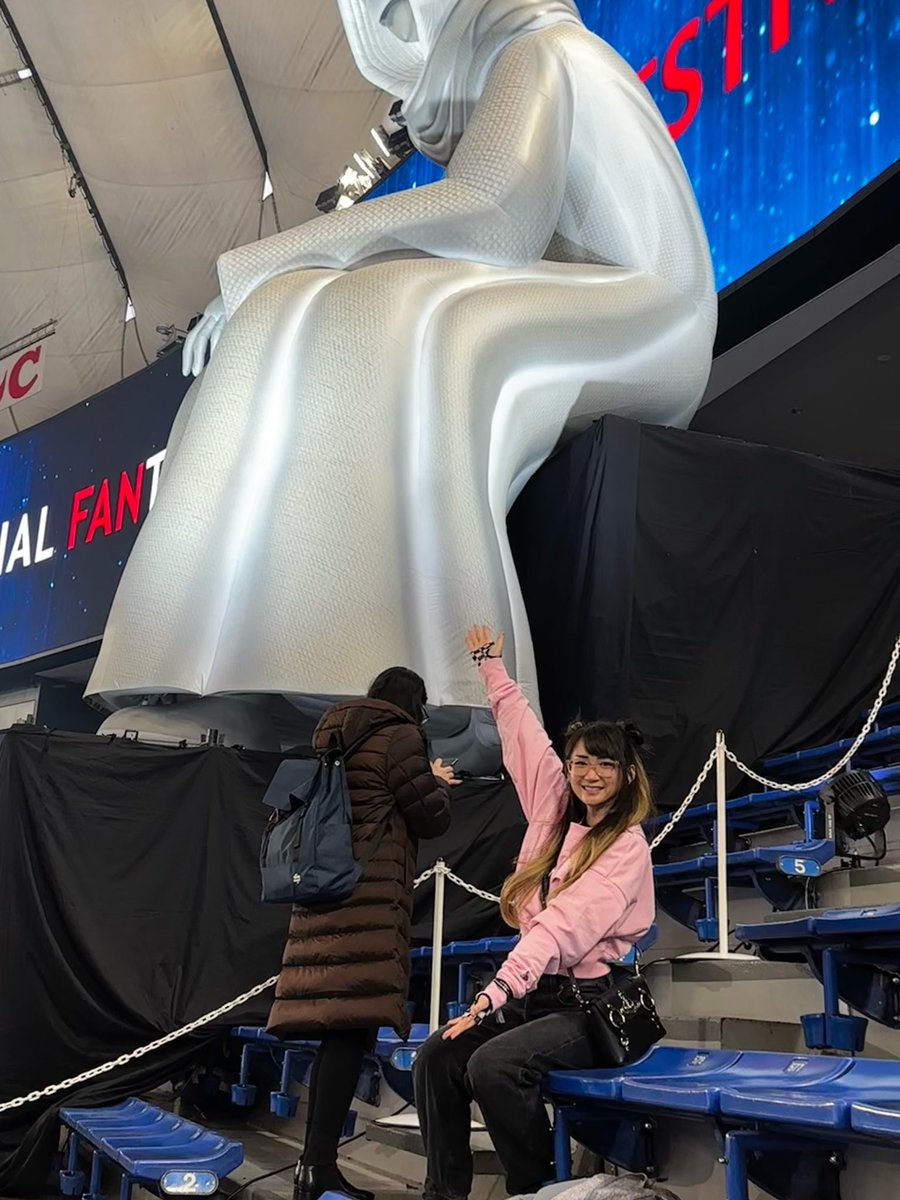 dinopoopie's tweet photo. /showleft #FFXIVFanFest https://t.co/Wkm8dikcu2