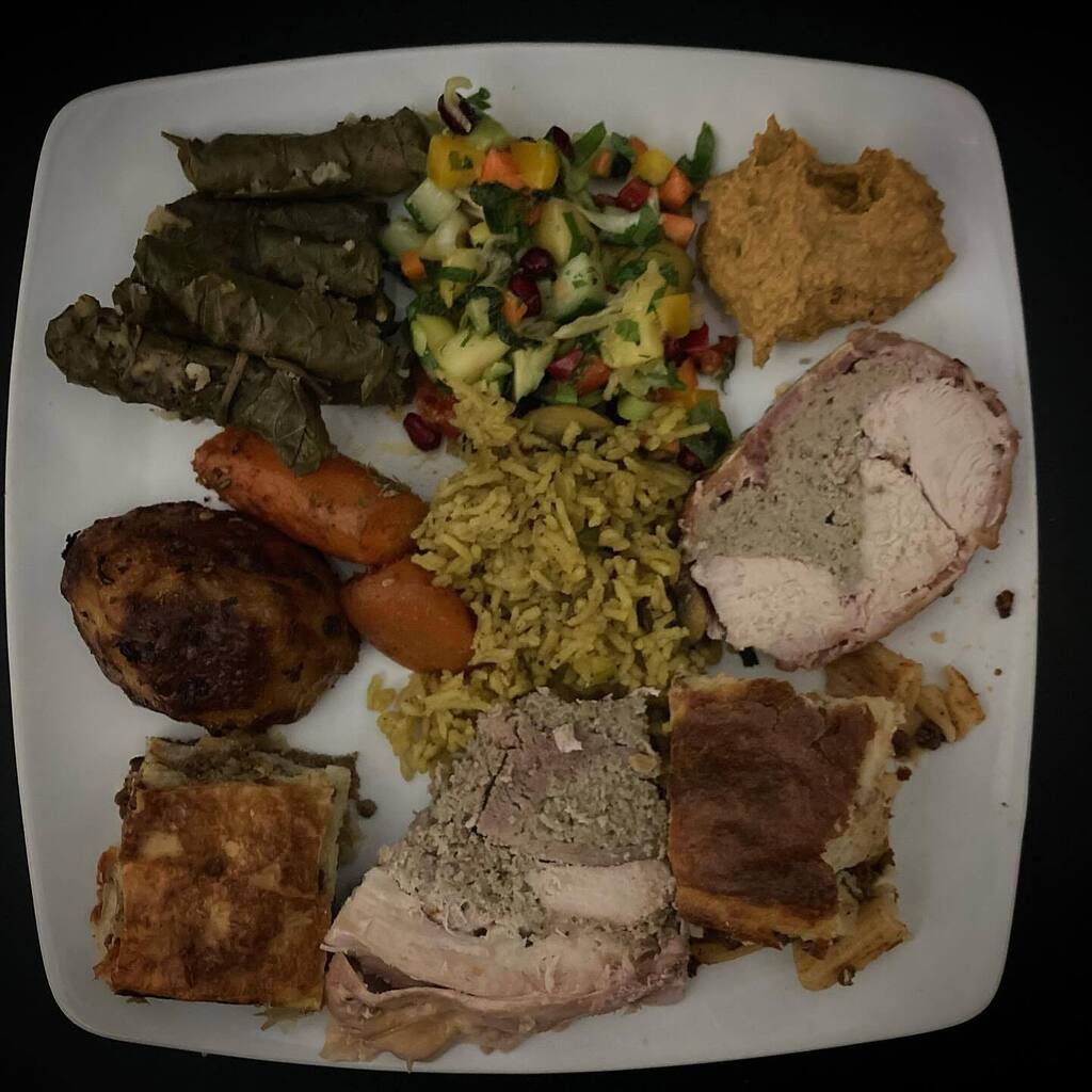 johncyril's tweet photo. #copticchristmas 
#stuffedvineleaves #turducken
#goulash #roastveg https://t.co/ivtuHZbFqL https://t.co/EK3xXDIk5H