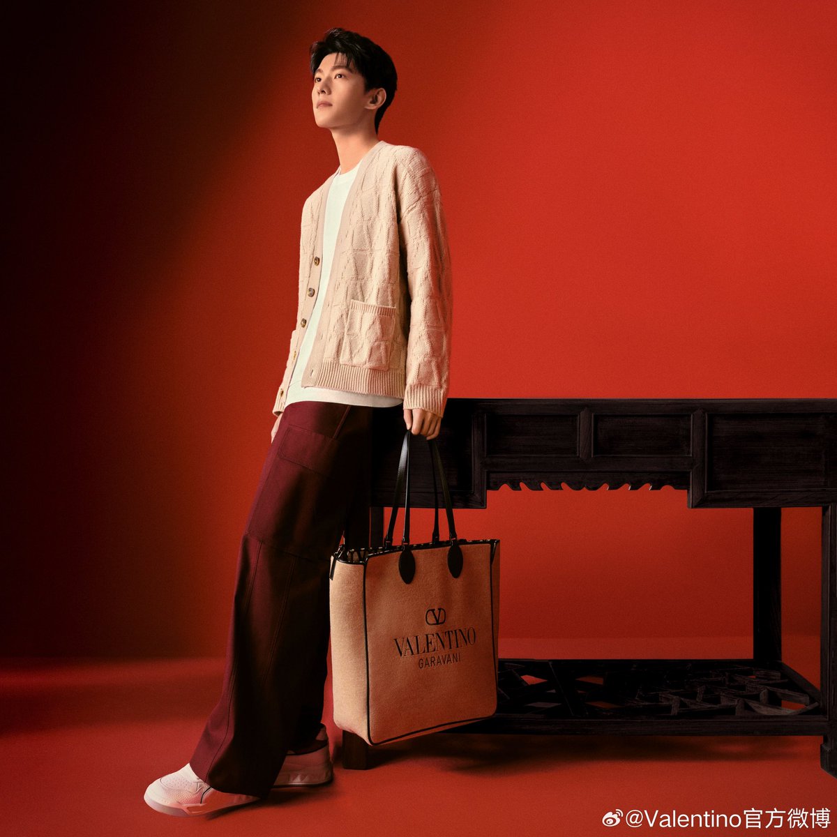 #YangYang for Valentino 

#杨洋