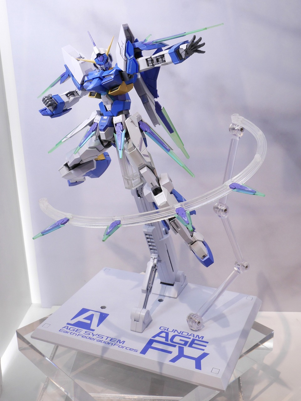 フィルムとしてのガンダム フィルムとしてのガンダム: How to evaluate MOBILE SUIT GUNDAM