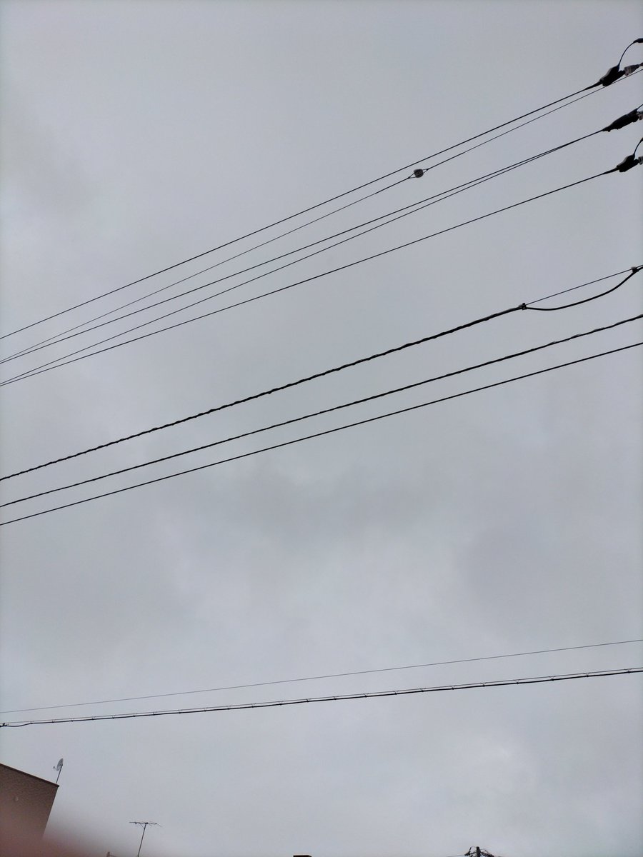 Chikun09539212's tweet photo. 祝日ではあるけど仕事
今日は成人の日ですね
年末年始に帰ってきた息子が
今年成人ということで
上3人は無事成人
良かった良かった
あと2人…
今日の #通勤アルバム
#CLOSE
#SO_CLOSE
1999年にリリースされたアルバム
名前はおぼろげに記憶があるけど
全くの初視聴
メロディアスで良い曲多い https://t.co/FBzOpiFkol