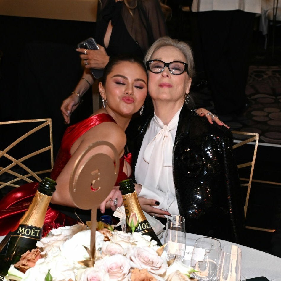 Selena Gomez News tweet media