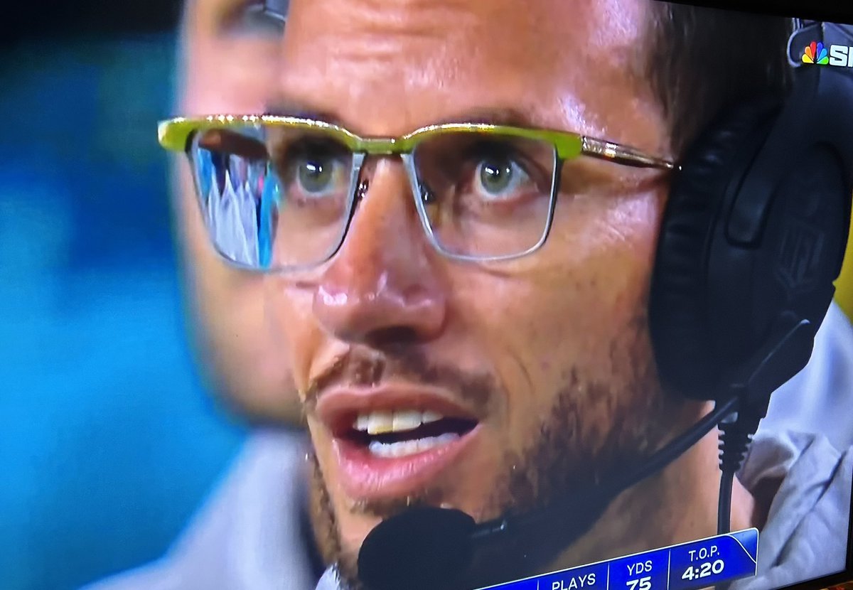 RyanTalbotBills's tweet photo. I think Mike McDaniel was all of us on that Trent Sherfield TD.

#Bills and #Dolphins all tied up at 7. https://t.co/4DdZUbGyw0