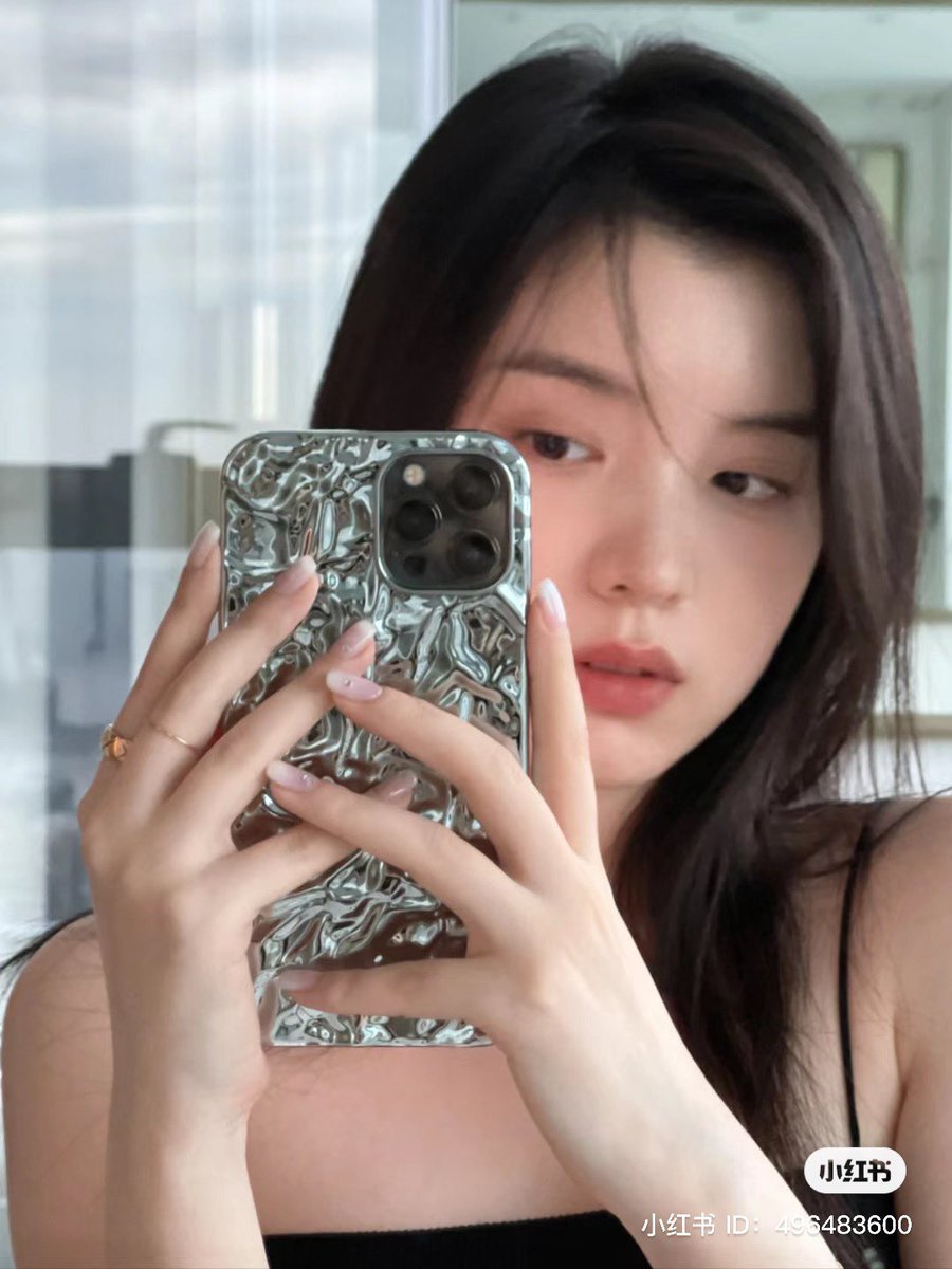 吴, 𝑀𝑎𝑟𝑒𝑖𝑙𝑙𝑎. tweet media