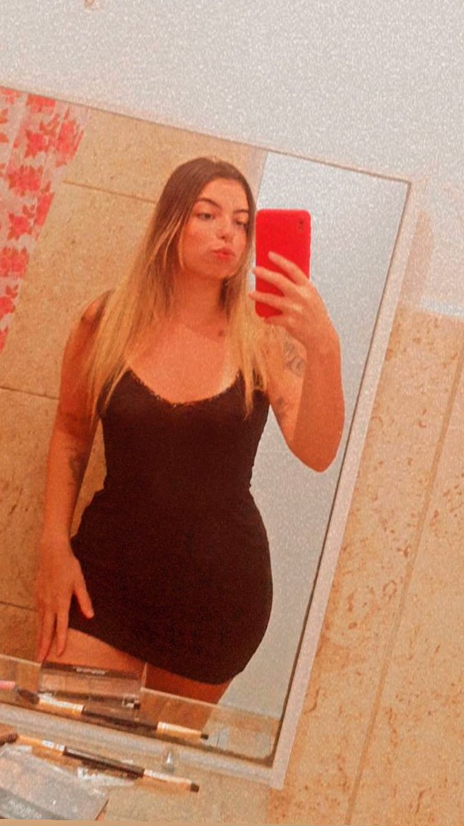 AnneCarolyneP's tweet photo. Permita-se!! #riodejaneiro #tattos #loira https://t.co/vBYAa7qjDk