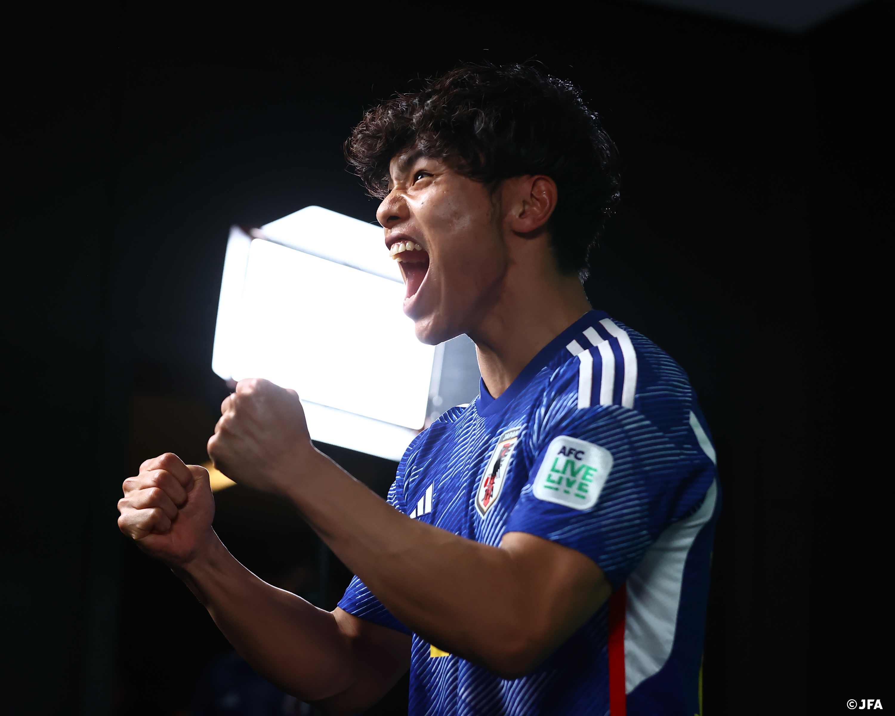 アディダス サッカー日本代表 2024 ホーム レプリカ