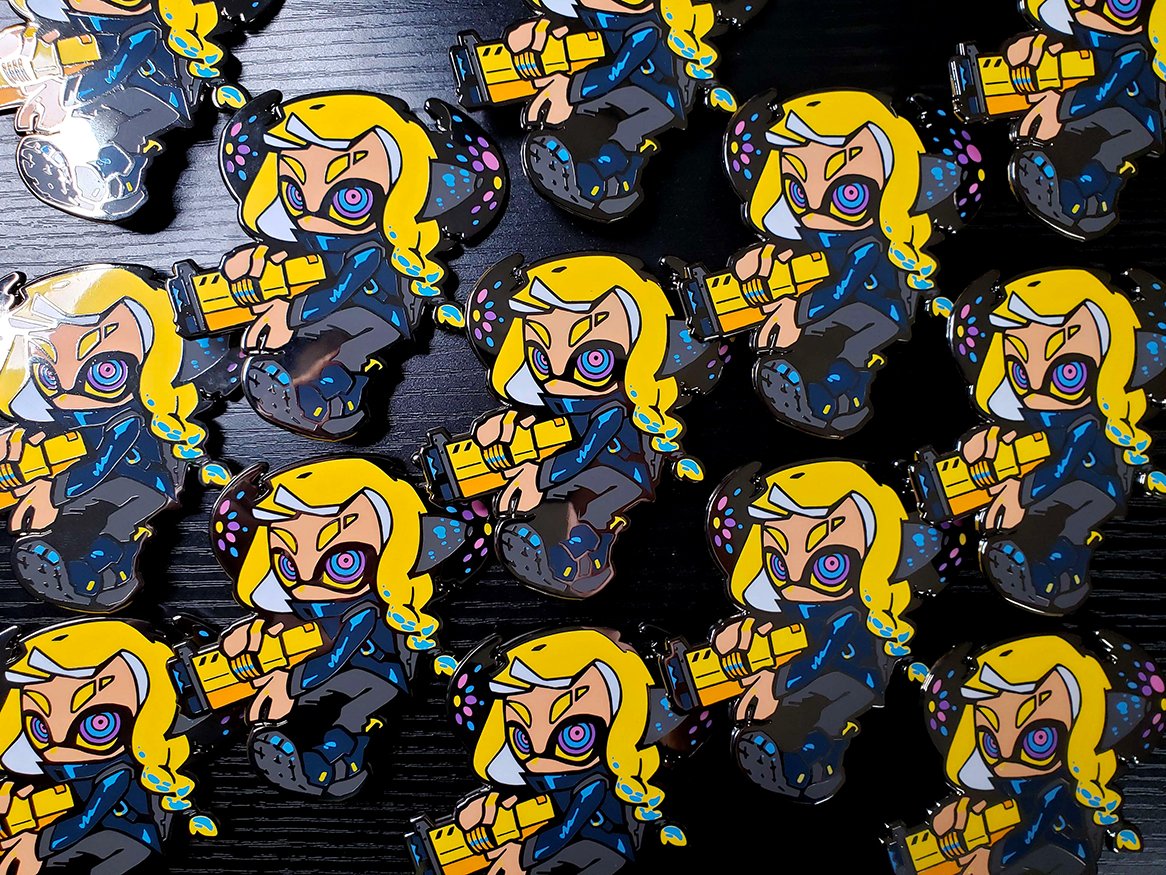 TORIPNG's tweet photo. Shop opening tomorrow at around 1pm EST! New items include pins, pillows, and large banners! Please be sure to double-check item descriptions before ordering. Shop will be on view-only more before opening so you can check out descriptions and pricing before opening! https://t.co/jzfQJvXNlp