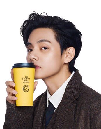 jeon_vantella's tweet photo. 💬RT &amp; REPLY 

V IS COMING 
COMPOSE COFFEE MODEL V
#TaehyungxComposeCoffee 💛 https://t.co/HgzCbjfY0v